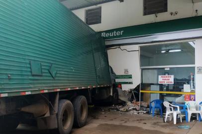 Acidente em posto de combustíveis de Morro Reuter