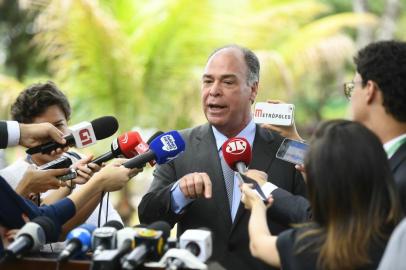 Após reunião com o ministro da Economia, senador Fernando Bezerra Coelho (MDB-PE) concede entrevista.Marcos Oliveira/Agência Senado