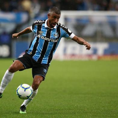  Porto Alegre, RS, BRASIL - Grêmio e Corinthians jogaram na Arena pelo Campeonato Brasileiro, série A. Jogo ficou empatado em 0 X 0. Léo Moura.