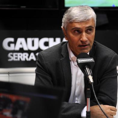  CAXIAS DO SUL, RS, BRASIL, 10/09/2019 - Programa Show dos esportes na rádio Gaúcha Serra, com os convidados Walter Dal Zotto JR, presidente do Juventude, e Osvaldo Pioner, diretor geral de futebol do Ju. (Marcelo Casagrande/Agência RBS)