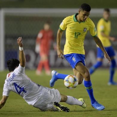  Diego Rosa durante partida no Mundial Sub-17 de 2019. 