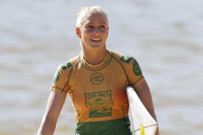 2019 Freshwater Pro - WSLLEMOORE, CALIFORNIA - SEPTEMBER 21: Tatiana Weston-Webb of Brazil looks on during the 2019 Freshwater Pro-WSL on September 21, 2019 in Lemoore, California.   Sean M. Haffey/Getty Images/AFPEditoria: SPOLocal: LemooreIndexador: Sean M. HaffeySecao: SurfingFonte: GETTY IMAGES NORTH AMERICAFotógrafo: STF