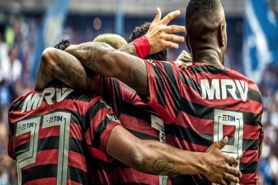 Flamengo enfrenta o Cruzeiro no Mineirão