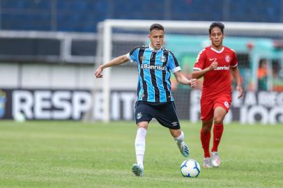 Volante Matheus Frizzo do Grêmio