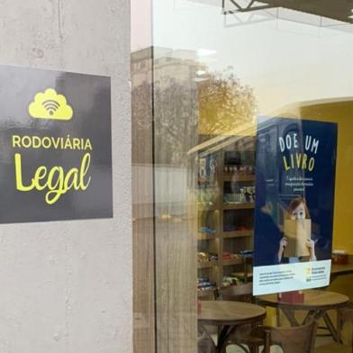 A direção da rodoviária de Caxias do sul, está implementando melhorias para atender melhor os usuários e também atrair público da região. Na foto, placa do projeto Rodoviária Legal.