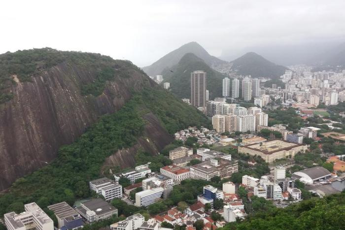 Ih Carioquei!: Ação transforma bondinho em quarto de hotel, no Pão