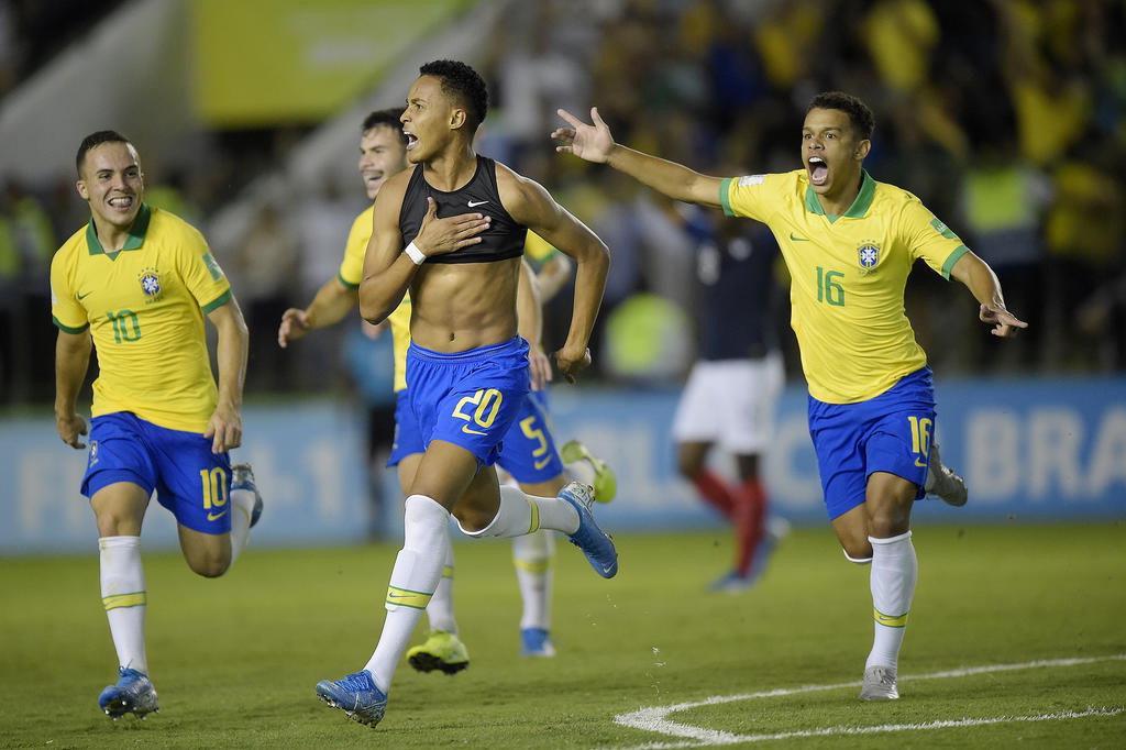 Brasil conquista virada heroica sobre a França e vai à final do Mundial sub- 17 - Gazeta Esportiva