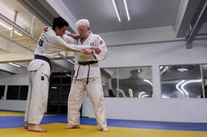  CAXIAS DO SUL, RS, BRASIL, 30/10/2019 - O judoca albino Marcelo Casanova conquistou vaga no circuito europeu de Judo em 2020. Casanova é atleta do Recreio da Juventude. (Marcelo Casagrande/Agência RBS)