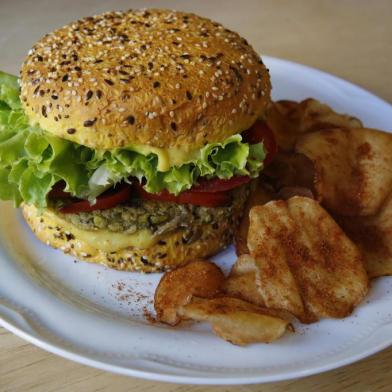  PORTO ALEGRE, RS, BRASIL - 08/02/2018 - Receitas de hamburgueres vegetarianos. FOTO: ANSELMO CUNHA/ESPECIAL