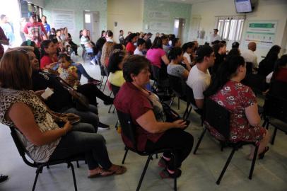  CAXIAS DO SUL, RS, BRASIL, 18/11/2019 - População demora da demora no atendimento na UPA Zona Norte. A espera pode chegar a 10 horas pra ser atendido. (Marcelo Casagrande/Agência RBS)