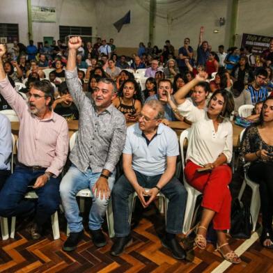 Esquerda na Lomba