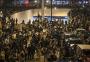 Em Hong Kong, manifestantes recebem ordem para sair de universidade