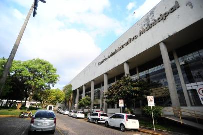  CAXIAS DO SUL, RS, BRASIL, 23/10/2016. Centro administrativo. Fachada da Prefeitura Municipal de Caxias do Sul. (Porthus Junior/Pioneiro)