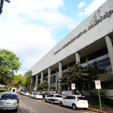  CAXIAS DO SUL, RS, BRASIL, 23/10/2016. Centro administrativo. Fachada da Prefeitura Municipal de Caxias do Sul. (Porthus Junior/Pioneiro)