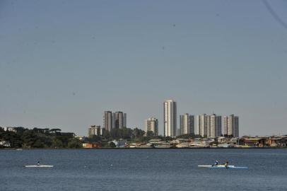  CAXIAS DO SUL, RS, BRASIL, 19/11/2019Céu azul e calor na manhã de Caxias do Sul. Imagens do lago da represa do Complexo Dal Bó (Lucas Amorelli/Agência RBS)