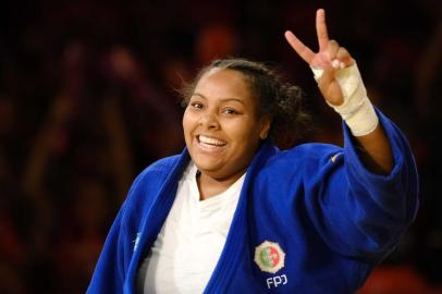 BRASÍLIA (BRA), 8/10/2019: a brasileira naturalizada portuguesa Rochele Nunes comemora a medalha de bronze na categoria +78kg feminino no Grand Slam de judô.