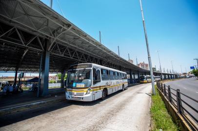  PORTO ALEGRE, RS, BRASIL, 20/11/2019: Terminal Triângulo antes e depois. (Foto: Omar Freitas / Agência RBS)Indexador: NGS