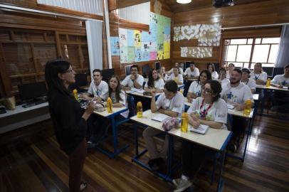 Há oito anos a Soprano consolidou sua participação em projeto social, quando lançou o Programa Recriar, atividades desenvolvidas pelo  Instituto Adelino Miotti (IAM). O projeto visa à formação pessoal e profissional de jovens entre 16 e 17 anos em situação de vulnerabilidade dosial, ajudando especialmente na inserção ao mercado de trabalho.