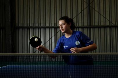  CAXIAS DO SUL, RS, BRASIL (21/11/2019)Sabrina Moschen vai disputar na categoria 12 aos 14 anos, nos Jogos Escolares da Juventude na modalidade de tenis de mesa. (Antonio Valiente/Agência RBS)