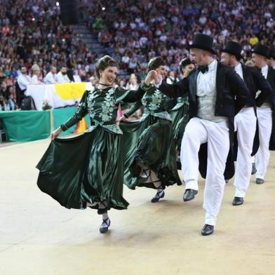 Apresentação do CTG Tiarayú, de Porto Alegre, no Enart 2019, em Santa Cruz do Sul