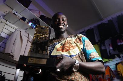  CAXIAS DO SUL, RS, BRASIL (22/11/2019)Billy, imigrante Senegalês agraciado com o Prêmio Caxias do Sul. (Antonio Valiente/Agência RBS)