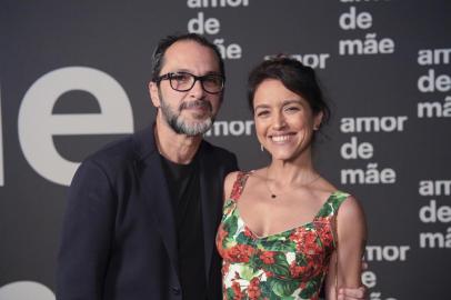 José luiz Villamarim e Manuela Dias, amor de mãe