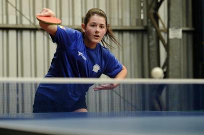  CAXIAS DO SUL, RS, BRASIL (21/11/2019)Sabrina Moschen vai disputar na categoria 12 aos 14 anos, nos Jogos Escolares da Juventude na modalidade de tenis de mesa. (Antonio Valiente/Agência RBS)