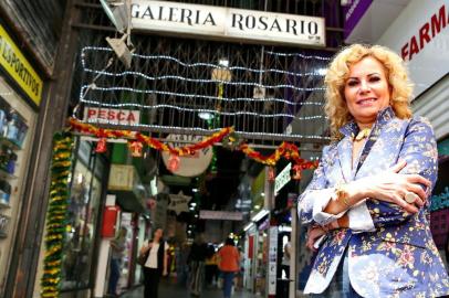  PORTO ALEGRE, RS, BRASIL,28/11/2019- Galeria do Rosário será revitalizada. Na foto - lojista Selma Bavaresco. (FOTOGRAFO: FERNANDO GOMES / AGENCIA RBS)