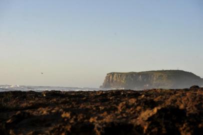  TORRES, RS, BRASIL, 28/11/2019Manhã de sol e pouco vento na prainha.(Lucas Amorelli/Agência RBS)