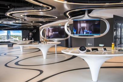 5G Demonstration Room Interior, LEEZA SOHO Grand Opening, Beijing China, November 19th, 2019(Photo credit should read AARON BERKOVICH/SOHO China/AFP-Services)