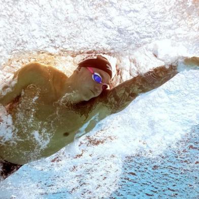  USAs Caeleb Dressel competes to take gold in the final of the mens 50m freestyle event during the swimming competition at the 2019 World Championships at Nambu University Municipal Aquatics Center in Gwangju, South Korea, on July 27, 2019. (Photo by François-Xavier MARIT / AFP)Editoria: SPOLocal: GwangjuIndexador: FRANCOIS-XAVIER MARITSecao: swimmingFonte: AFPFotógrafo: STF