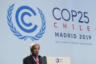 United Nations Secretary General Antonio Guterres gives a speech at the UN Climate Change Conference COP25 at the IFEMA - Feria de Madrid exhibition centre, in Madrid, on December 2, 2019. - Spains Socialist government offered to host this years UN climate conference, known as COP25, from December 2 to December 13, 2019, after the events original host Chile withdrew last month due to deadly riots over economic inequality. (Photo by CRISTINA QUICLER / AFP)