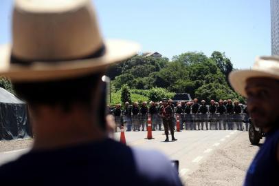  BENTO GONÇALVES, RS, BRASIL (02/12/2019)Militares do exercito e batalhão de Choque organizam esquema de segurança para Cúpula do Mercosul em Bento Gonçalves. (Antonio Valiente/Agência