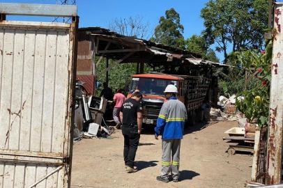 Três pessoas são presas por furto de energia em Porto Alegre