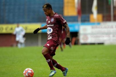  CAXIAS DO SUL, RS, BRASIL, 06/10/2019SER Caxias vence por 2 a 0 o time do São José pela Copa Seu Verardi.(Lucas Amorelli/AgÊncia RBS)