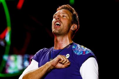  PORTO ALEGRE, RS, BRASIL, 11-11-2017. Coldplay se apresenta pela primeira vez em Porto Alegre e encerra turnê no Brasil ancorado pelo disco A Head Full of Dreams. Show de abertura foi com a inglesa Dua Lipa. (FOTO: ANDERSON FETTER/AGÊNCIA RBS)Indexador: Anderson Fetter