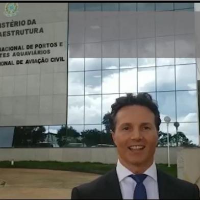 Prefeito Daniel Guerra em Brasília para a assinatura do termo de compromisso com governo federal  para repasse de R$ 200 para o Aeroporto da Serra Gaúcha