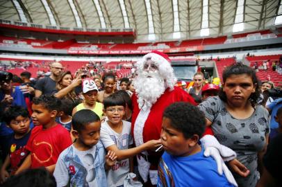  PORTO ALEGRE, RS, BRASIL, 04-12-2019: MP-RS e o Inter promovem a Festa de Natal dos Acolhidos de Porto Alegre, no Estádio Beira Rio (FOTO FÉLIX ZUCCO/AGÊNCIA RBS, Editoria de Esportes).