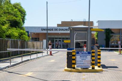  Hospital da Restinga começa a cobrar por estacionamento. (OMAR FREITAS / AGÊNCIA RBS)Indexador: NGS