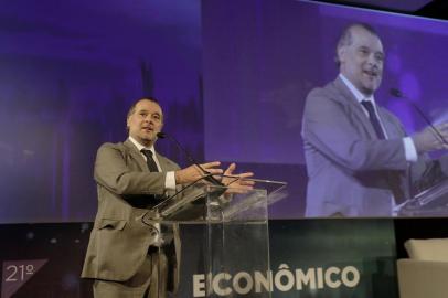 O economista Gustavo Franco participa do 21º Seminário de Economia da Fundação Família Previdência (antiga Fundação CEEE), em Porto Alegre. 