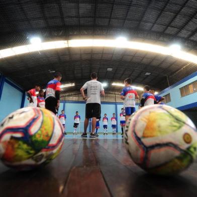  CAXIAS DO SUL, RS, BRASIL, 05/12/2019. A equipe caxiense Top Sport está na decisão da Liga Gaúcha de Futsal, na categoria sub-13. O time comandado pelo técnico Bruno Spritze Stela enfrenta a Uruguaianense, neste domingo, às 11h, no Ginásio Salgado Filho. (Porthus Junior/Agência RBS)