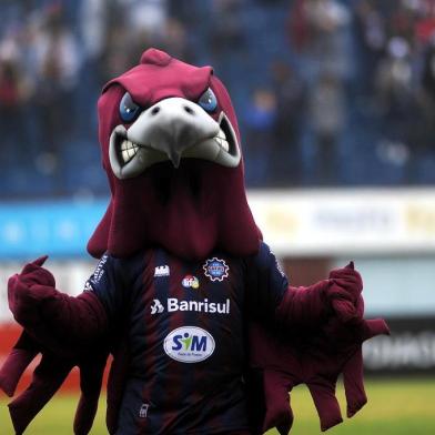  CAXIAS DO SUL, RS, BRASIL, 14/07/2019 - Caxias e Manaus se enfrentam as 16 horas no estádio Centenário, em Caxias do Sul. Jogo 1 das quartas de final da Série D do Brasileirão. (Marcelo Casagrande/Agência RBS)