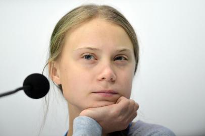  Swedish climate activist Greta Thunberg holds a press conference with other young activists to discuss the ongoing UN Climate Change Conference COP25 at the IFEMA - Feria de Madrid exhibition centre, in Madrid, on December 9, 2019. - The COP25 summit opened on December 2 with a stark warning from the UN about the utterly inadequate efforts of the worlds major economies to curb carbon pollution, in Madrid, after the events original host Chile withdrew last month due to deadly riots over economic inequality. (Photo by CRISTINA QUICLER / AFP)Editoria: SCILocal: MadridIndexador: CRISTINA QUICLERSecao: weather scienceFonte: AFPFotógrafo: STR<!-- NICAID(14353154) -->