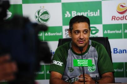  CAXIAS DO SUL, RS, BRASIL, 10/12/2019. Reapresentação do técnico Marquinhos Santos, no Juventude. (Porthus Junior/Agência RBS)