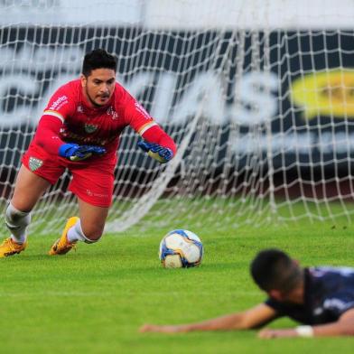  SER Caxias x Avenida, jogo válido pela segunda fase da Série D do Campeonato Brasileiro e reailzado no estádio Centenário. (Porthus Junior/Agência RBS)