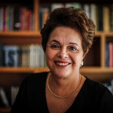  PORTO ALEGRE, RS, BRASIL, 18-01-2018: Entrevista com a ex-presidente do Brasil, Dilma Rousseff, em seu apartamento na zona sul de Porto Alegre (FOTO FÉLIX ZUCCO/AGÊNCIA RBS, Editoria de Notícias).Indexador: Felix Zucco