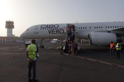 Voo inaugural entre Porto Alegre e Ilha do Sal (Cabo Verde), acompanhado pelo repórter Itamar Melo.<!-- NICAID(14358636) -->