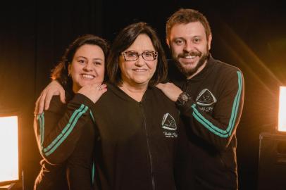 Margô Brusa comanda a escola Ballet Margô ao lado dos filhos, Katherine e Matheus, em Caxias do Sul.