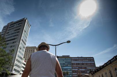  PORTO ALEGRE, RS, BRASIL - 18.11.2019 - Foto de calor na Capital. (Foto: Jefferson Botega/Agencia RBS)Indexador: Jeff Botega<!-- NICAID(14329150) -->