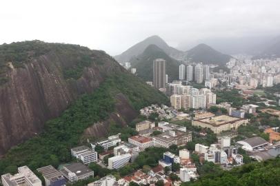  RIO DE JANEIRO, RJ, BRASIL, 12/11/2019-  Ação da Booking.com transforma Bondinho de 1972, no Morro da Urca, em acomodação por duas noites no Rio de Janeiro. (Foto: Maria Rita Horn / Agencia RBS)<!-- NICAID(14323075) -->